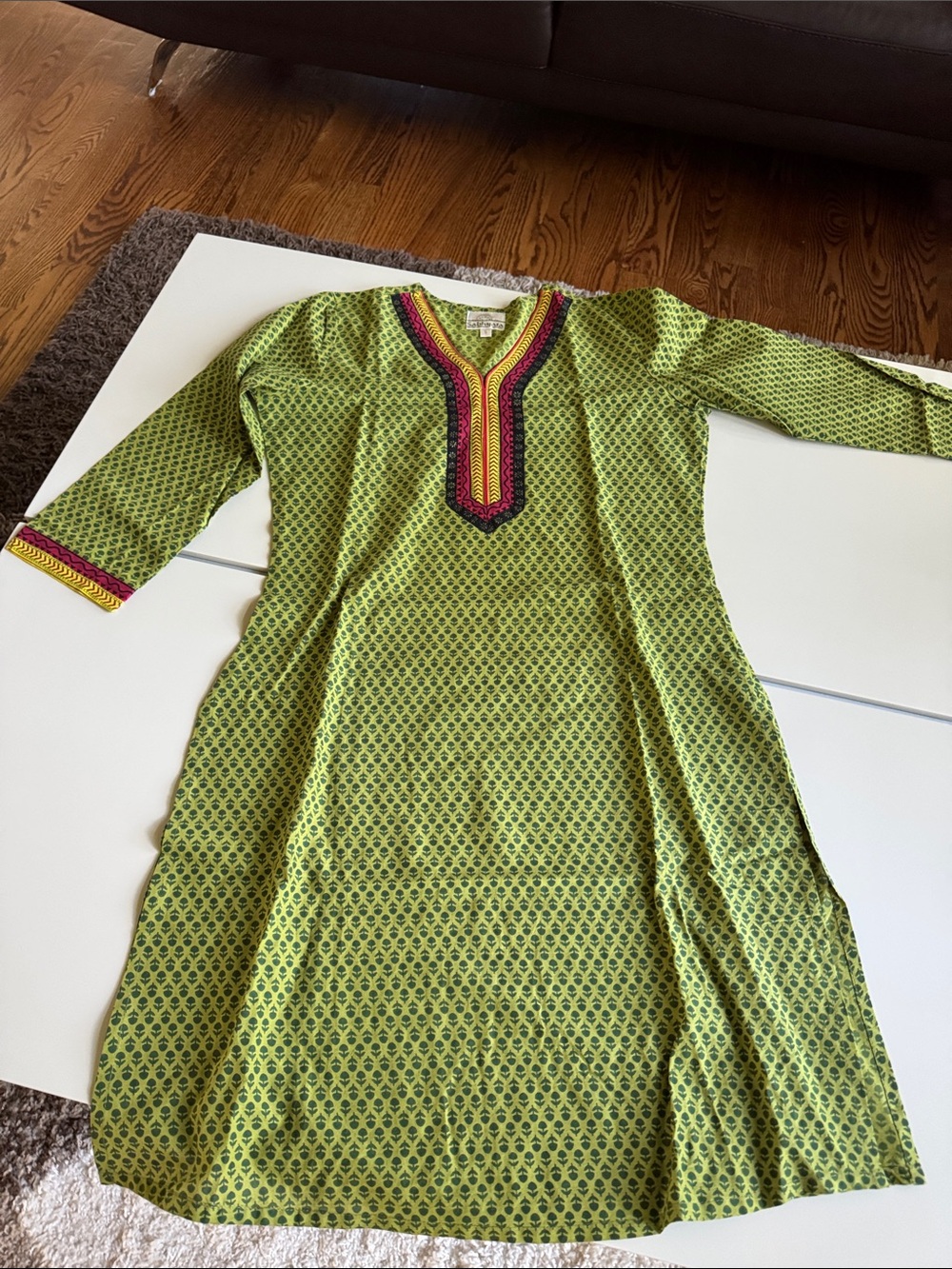 Green Patterned V-Neck Women’s Dress with Embroidered Trim